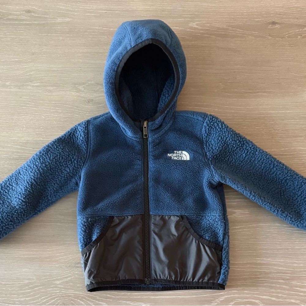 The North Face Toddler Denali Jacket, Blue and Black Kids Jacket